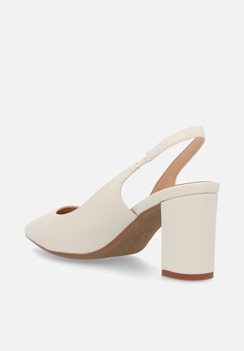 Nine West - Hampton square heel - beige