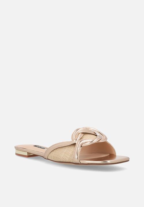 Nine West - Etsia sandal - neutral