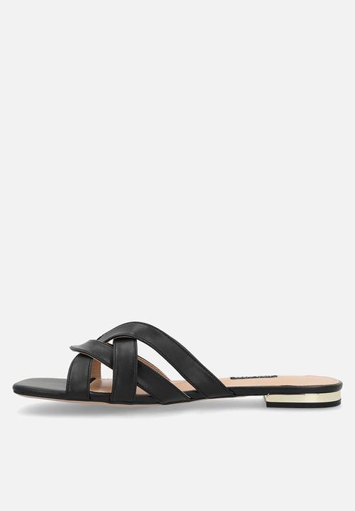 Nine West - Etsinar sandal - black