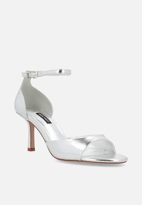 Nine West - Tumpen stiletto heel - silver