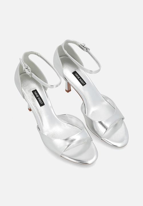 Nine West - Tumpen stiletto heel - silver