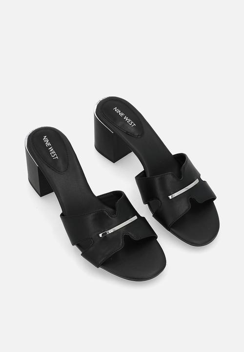 Nine West - Elegan block heel - black