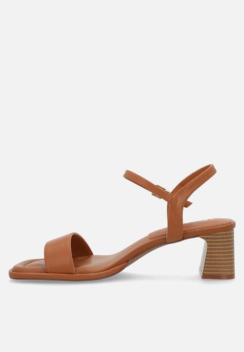 Nine West - Nadrinn square heel - tan