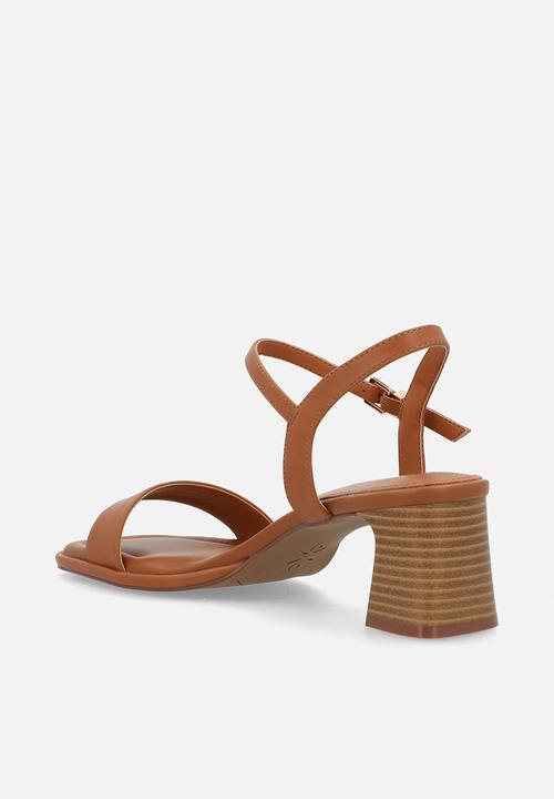 Nine West - Nadrinn square heel - tan