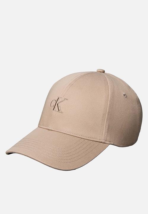 Calvin Klein - Monogram embroidery baseball cap - desert taupe