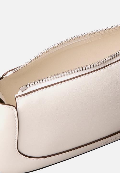 Calvin Klein - Ck metallic small shoulder bag - silver metallic