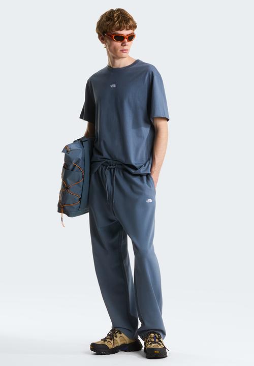 The North Face - Essential Center Logo Relaxed Short Sleeve Tee - Granite Grey