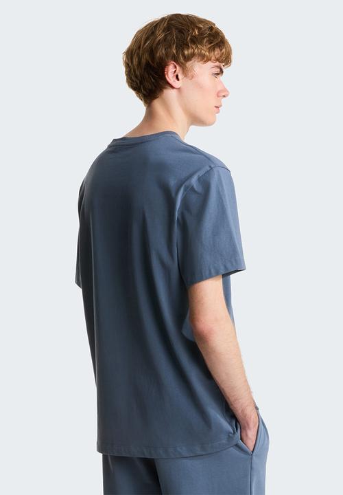 The North Face - Essential Center Logo Relaxed Short Sleeve Tee - Granite Grey