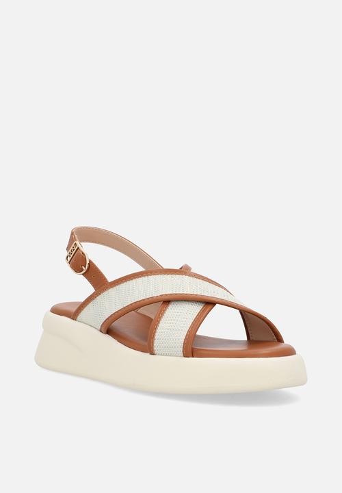 Nine West - Vita flatform sandal - tan