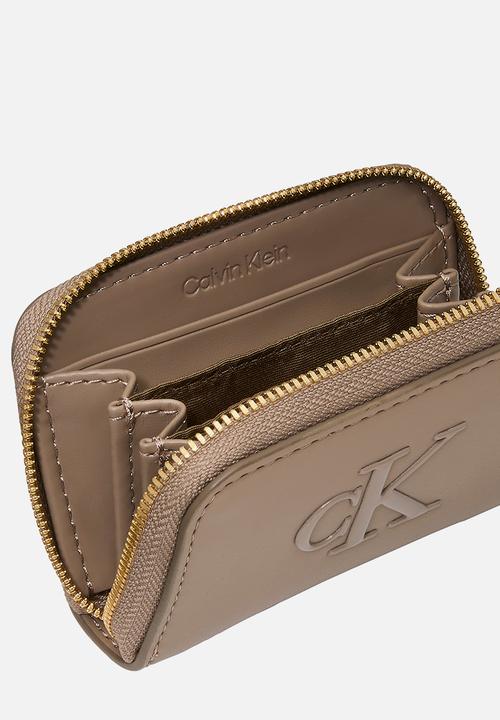 Calvin Klein - Bold ck medium zip around - desert taupe