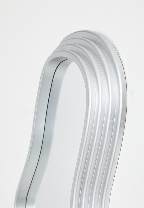 Pop Candy - Wavy-shaped mirror - silver
