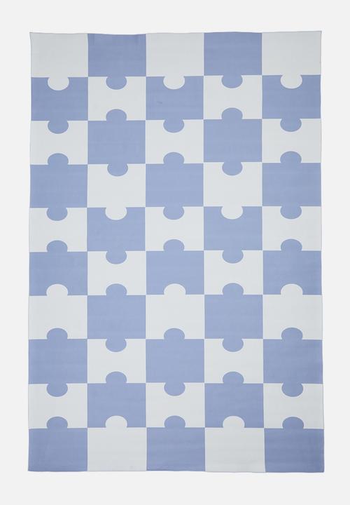 Pop Candy - Puzzle pattern rug - blue/white