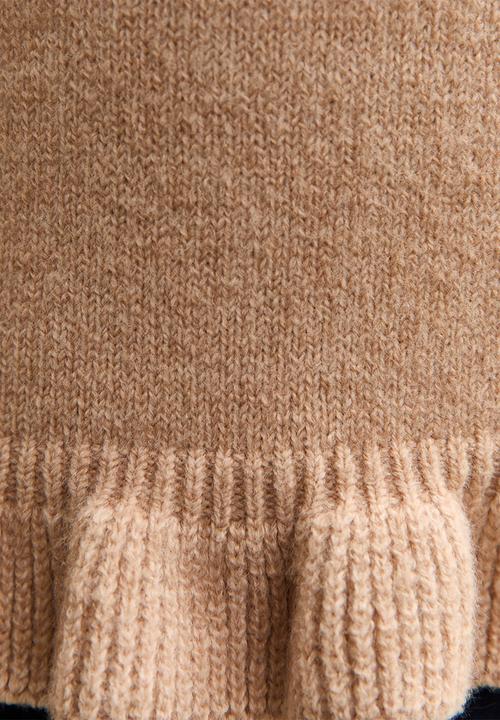 New Look - Ruffle jumper - camel