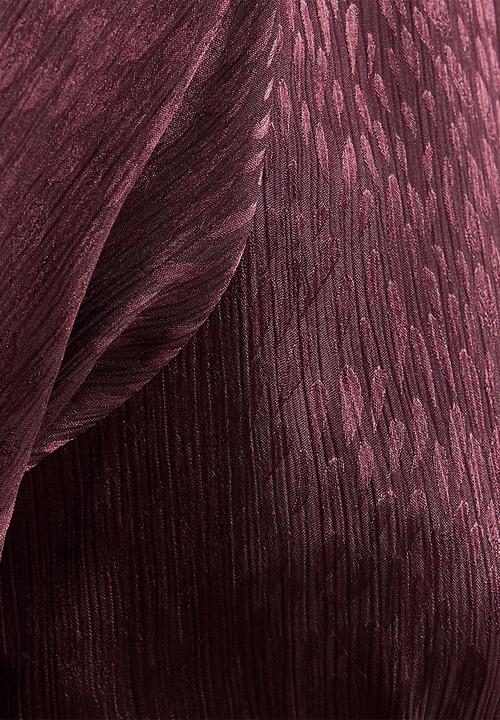 New Look - Ex feath jacq satin mini - burgandy