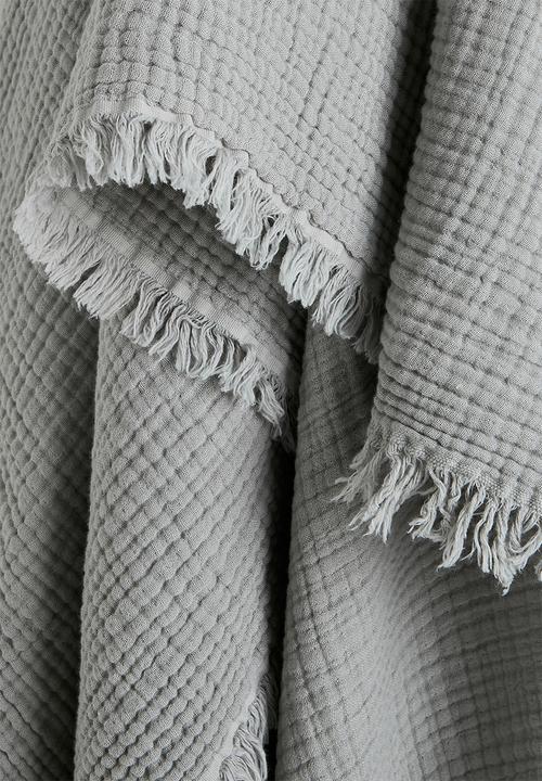 Pop Candy - Muslin throw - grey