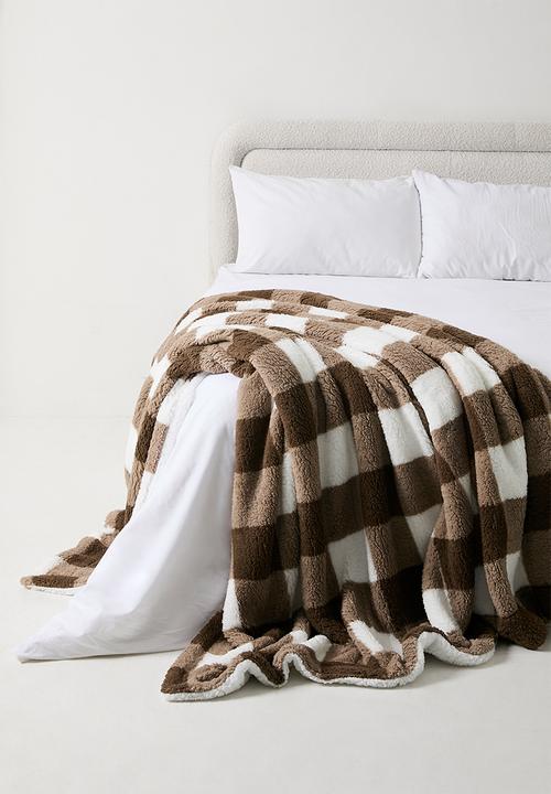 Scottish Check Sherpa Bed Blanket - Portabella