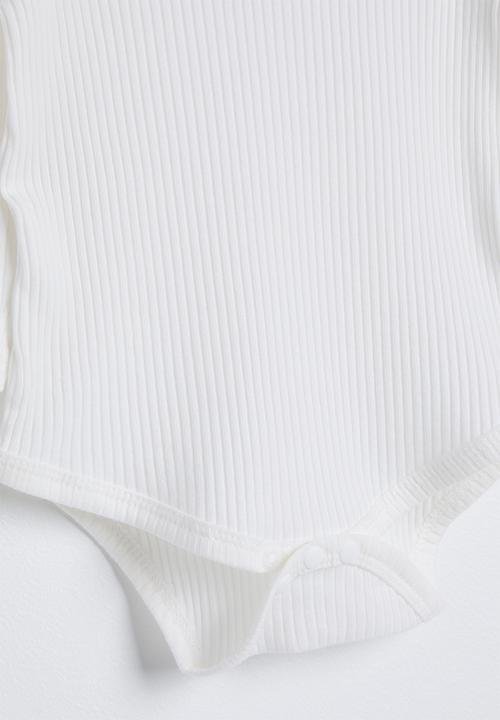 Pop Candy - Ribbed bodysuit with frilled shoulders - white