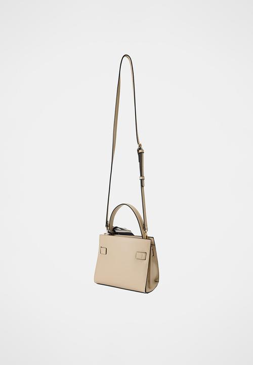 Forever New - Serin small lock top handle bag in camel
