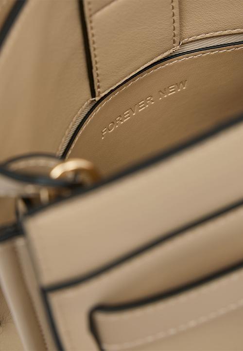 Forever New - Serin small lock top handle bag in camel