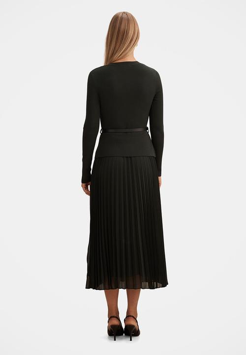 Forever New - Daphne long sleeve midi dress in deep green