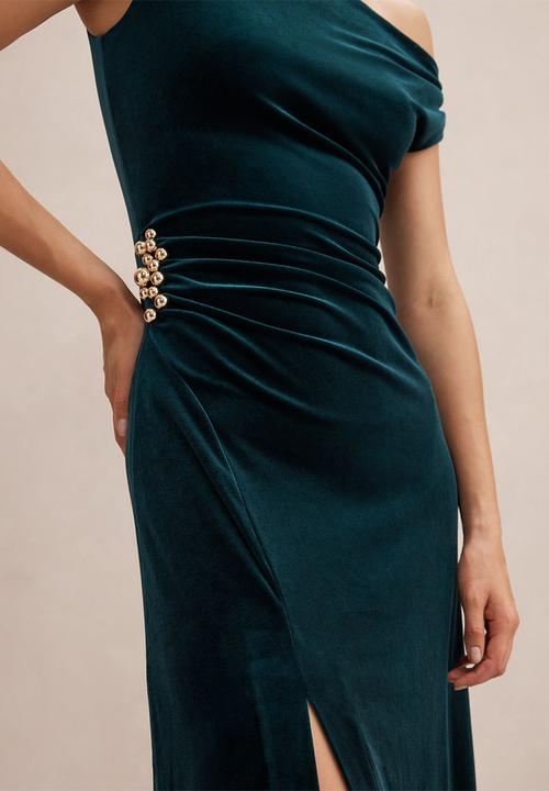 Forever New - Winslet off shoulder velvet dress in dark green