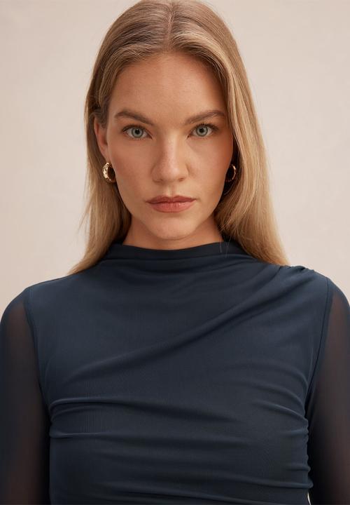 Forever New - Charlotte High Neck Long Sleeve Top in Night Sky