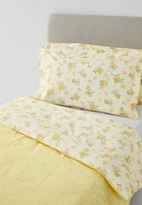 Pop Candy - 200TC floral duvet cover set - soft yellow