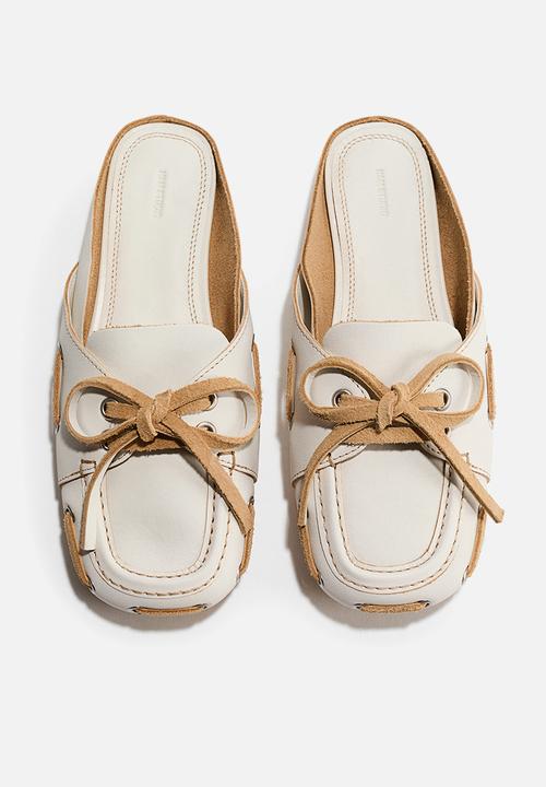 H&M - H&M Studio: Leather loafer mules - cream