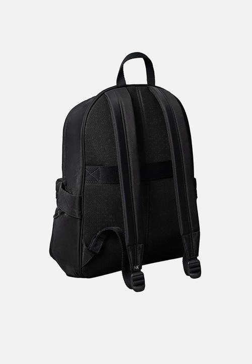 Calvin Klein - Bold Round Backpack - Black
