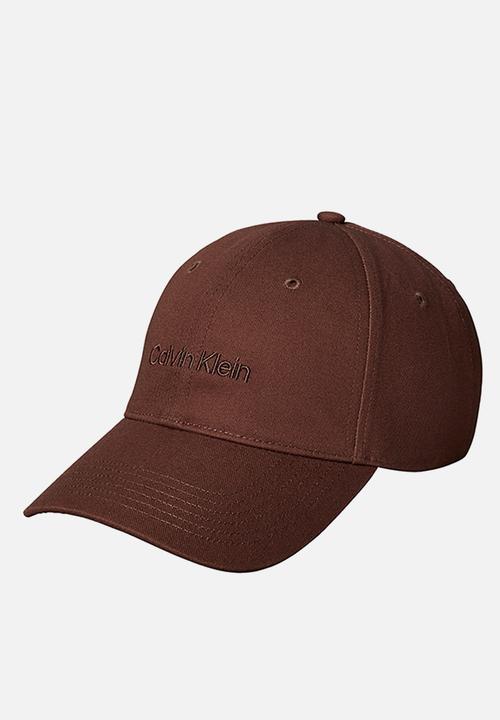 Calvin Klein - Logo Embroidery Baseball Cap Asia Fit - Chocolate Martini
