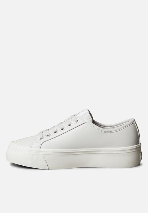 Calvin Klein - Vulc Flatf Lace Up - Moonstruck/Dk Ecru