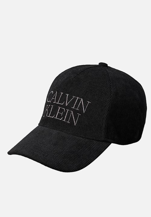 Calvin Klein - Corduroy Graphic 5 Panel Cap - Black