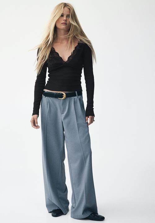 H&M - Lace-trimmed top - black