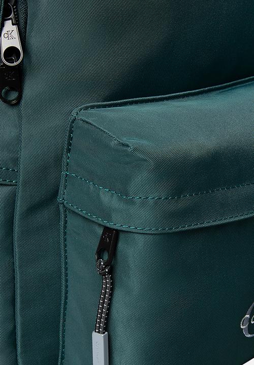 Calvin Klein - Bold Round Backpack - Dark Teal