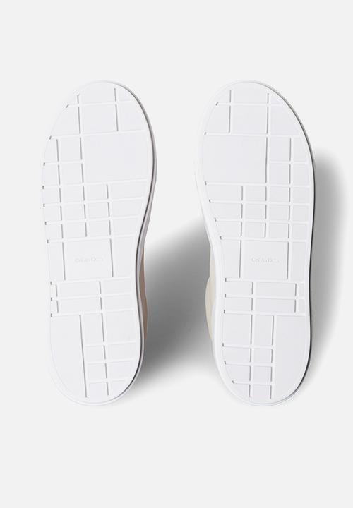 Calvin Klein - Flatform Lace Up - Stony Beige/Bright White