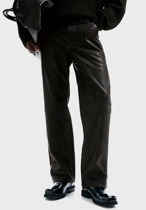 H&M - Relaxed fit coated trousers - brown
