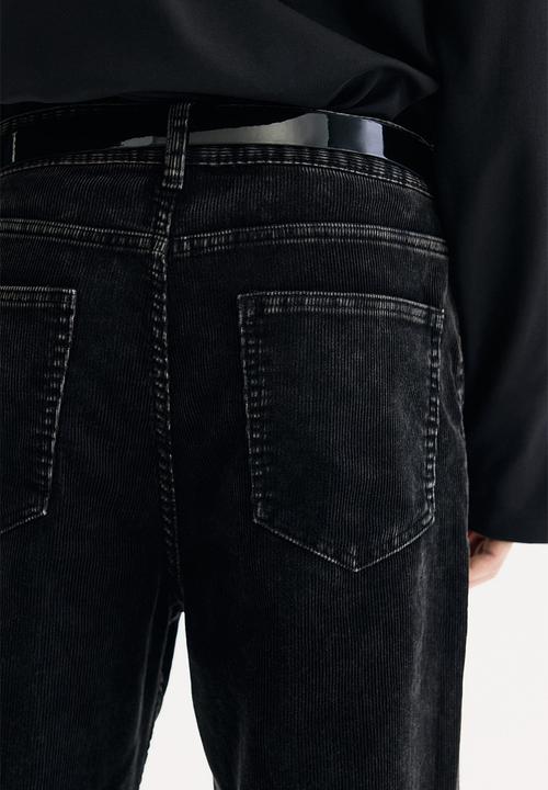 H&M - Relaxed fit corduroy trousers - denim black