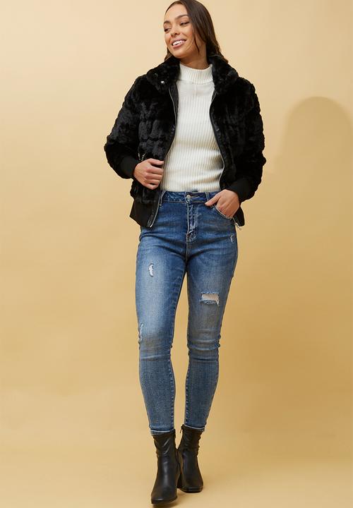 Izabel London - L/S Faux Fur Zip Through Jacket - Black