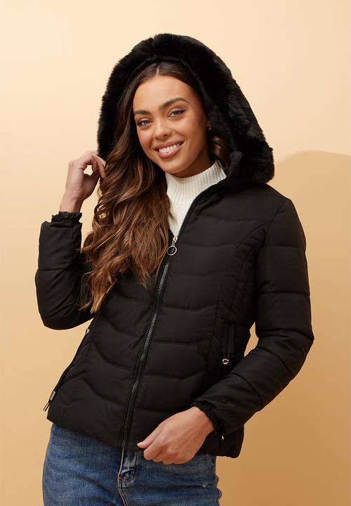Stella Morgan - L/S Zip Through Puffer Jacket With Detachable Fur On Hood - Black