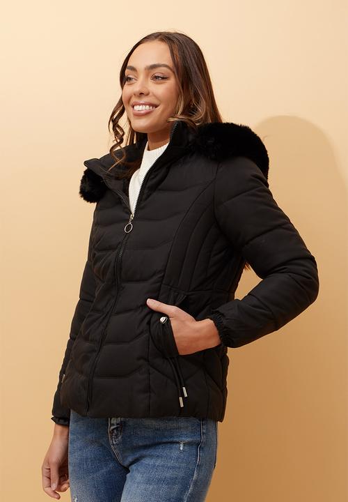 Stella Morgan - L/S Zip Through Puffer Jacket With Detachable Fur On Hood - Black