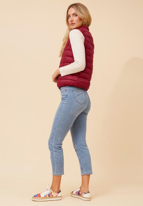 MANDI - S/Less Zip Through Puffer Jacket - Red Dahlia