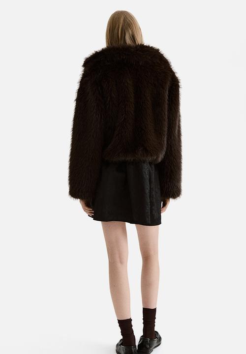 H&M - Cropped fluffy jacket - dark brown