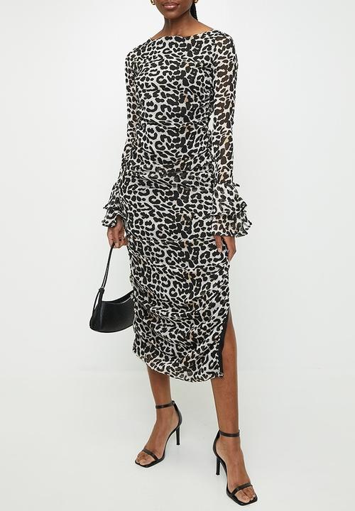 boohoo - Leopard Chiffon Ruffle Midaxi Dress - Brown