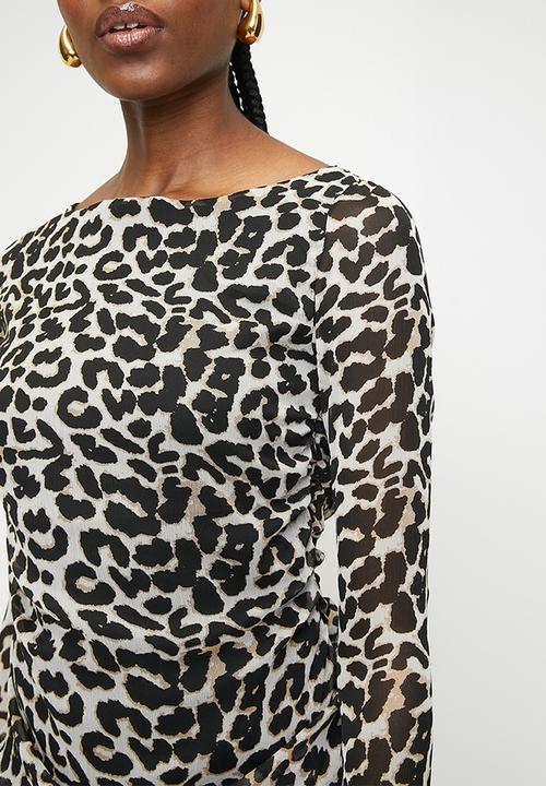 boohoo - Leopard Chiffon Ruffle Midaxi Dress - Brown