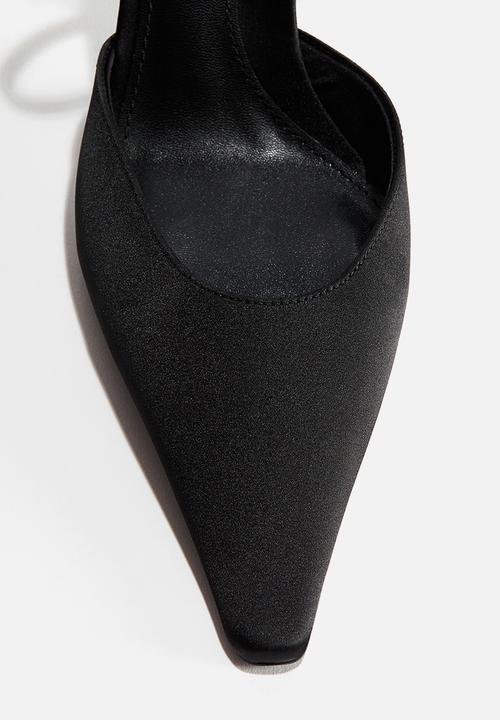 H&M - Pointed satin court shoes - black