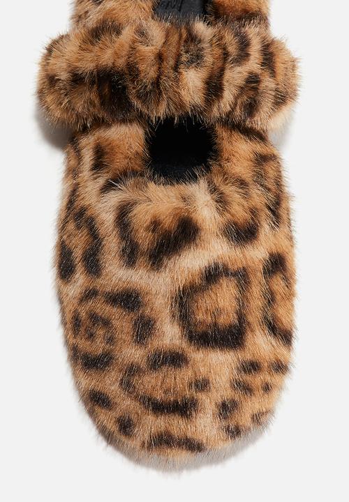 H&M - Fluffy slippers - beige leopard print