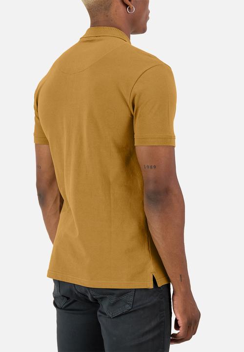 S.P.C.C - Mullen Golfer  - Mustard
