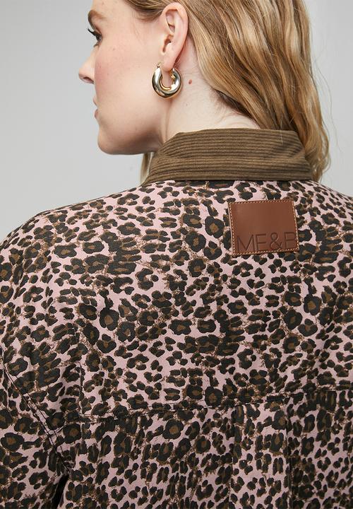 Me&B - Plus Denim Barn Jacket - Pink Animal