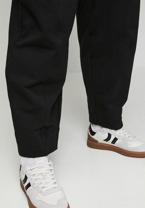 Me&B - Plus Barrel Leg Sweat Pants - Black