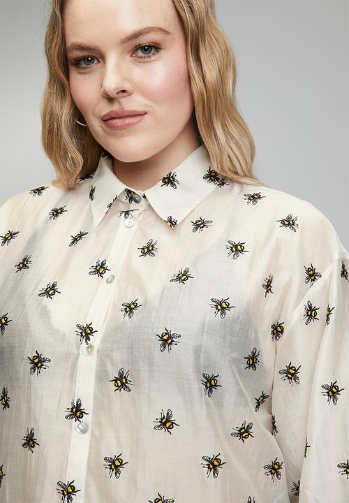 Me&B - Plus Embroidered Bee Bellow Sleeve Shirt - Yellow